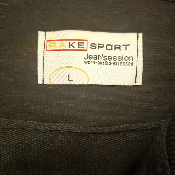 Men Checked Regular Fit Running Jacket. - Picture 2 of 8